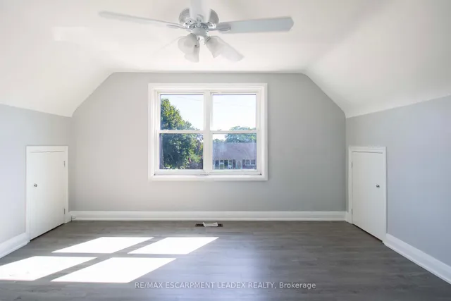 Additional image 24 of 22 Nancy St