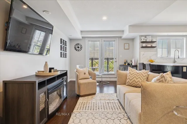 Additional image 9 of 2508 Post Rd Unit 17