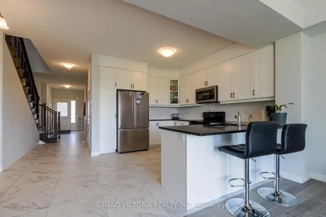 Additional image 27 of 28 Zoe Lane