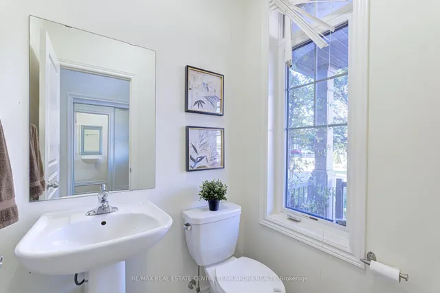 Additional image 26 of 54 Allegro Dr