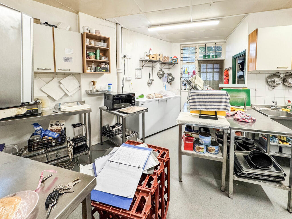 Additional image 8 of Bradmore Green, Brookmans Park