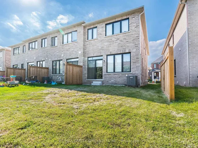 Additional image 32 of 1416 Oakmont Common