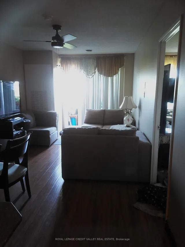 Additional image 9 of 7405 Goreway Dr Unit 517