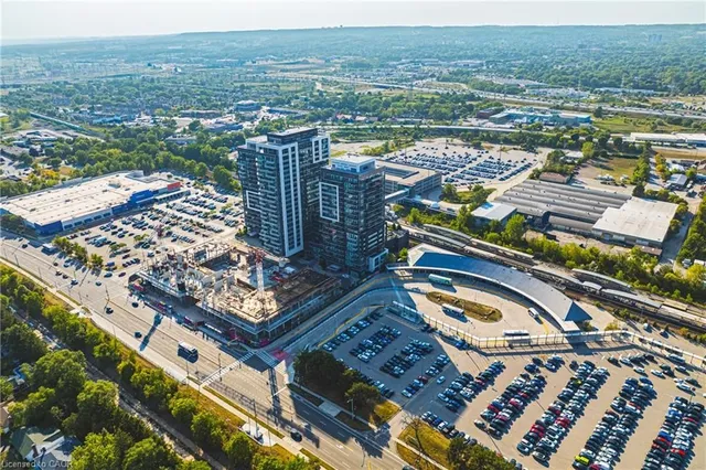 Additional image 44 of 2081 Fairview St Unit 2001