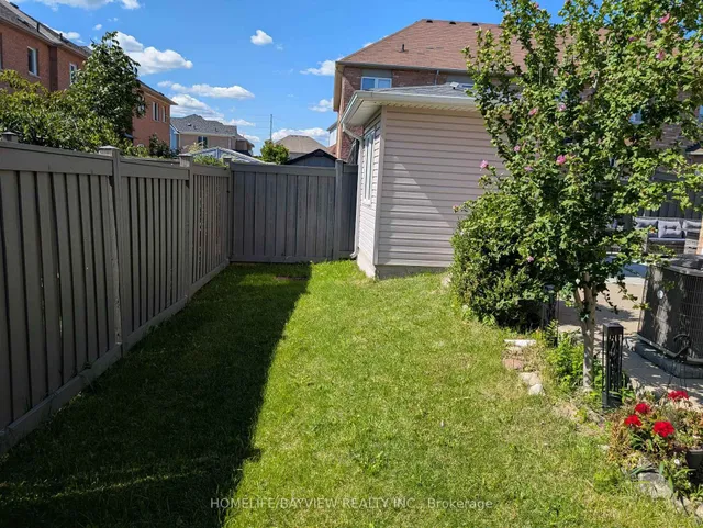 Additional image 30 of 32 Devonsleigh Dr