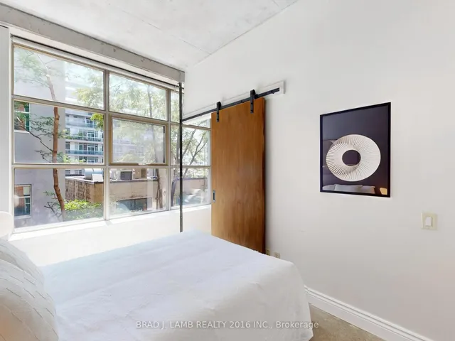 Additional image 21 of 29 Camden St Unit 305