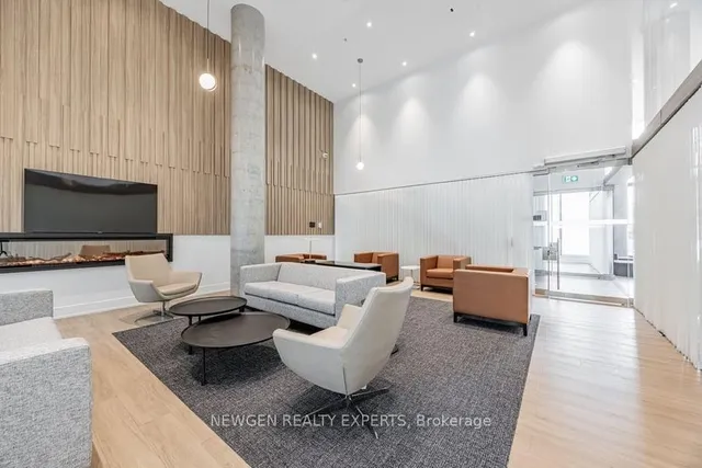 Additional image 6 of 3100 Keele St Unit 521