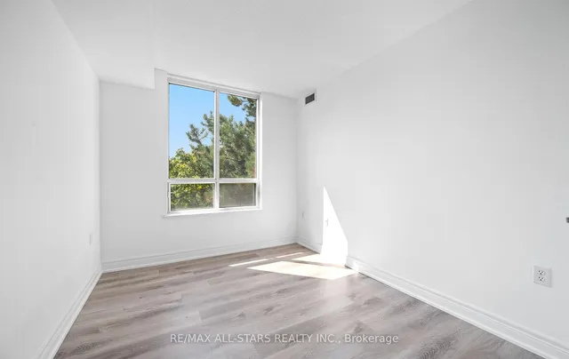 Additional image 27 of 5001 Finch Ave Unit 302