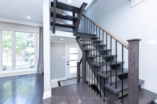 Additional image 8 of 19 Marowyne Dr