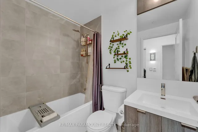 Additional image 20 of 101 Erskine Ave Unit 418