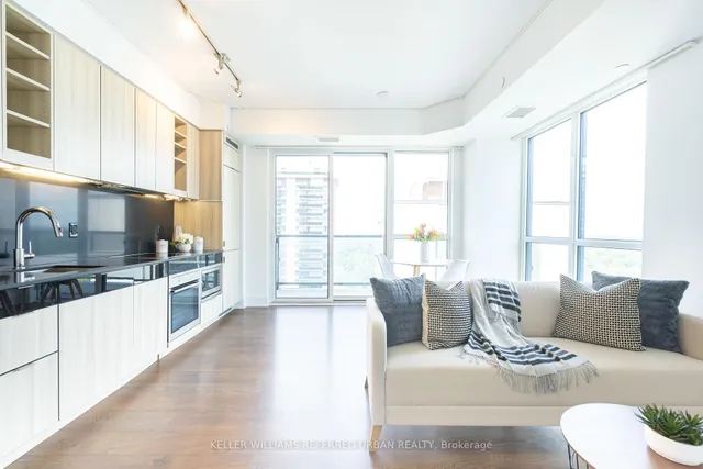 Additional image 7 of 101 Erskine Ave Unit 1802