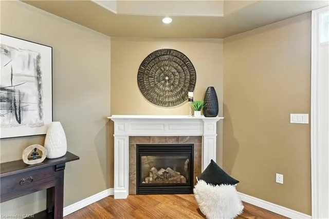 Additional image 19 of 100 Fall Fair Way