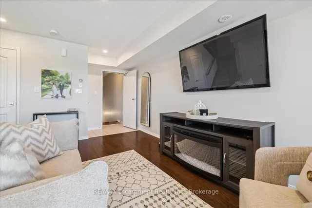 Additional image 10 of 2508 Post Rd Unit 17