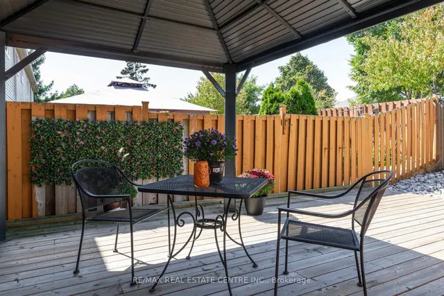 Additional image 34 of 10 Cadham Blvd Unit 37