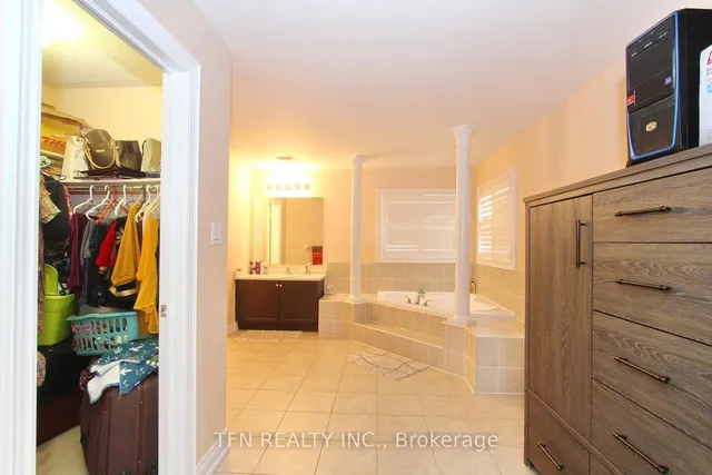 Additional image 31 of 1 Beacon Hill Dr