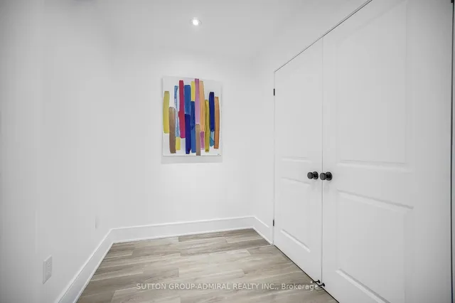 Additional image 13 of 299 Mill Rd Unit PH3