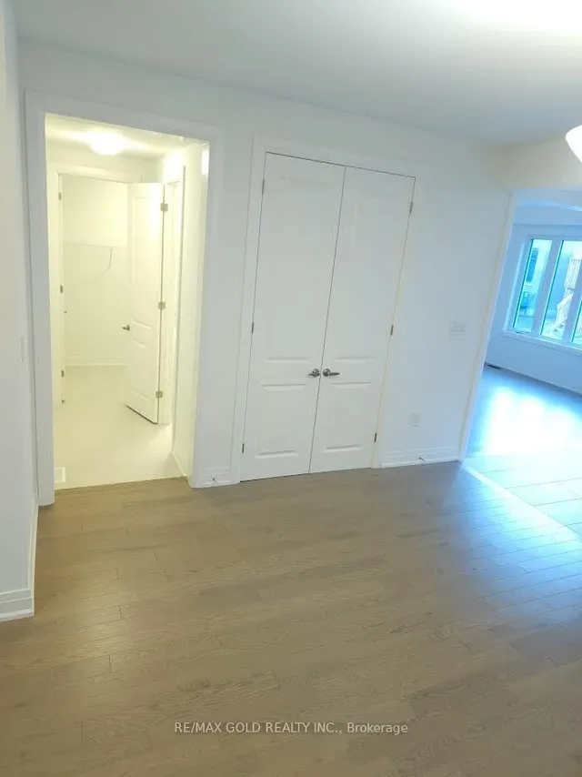 Additional image 11 of 1459 Whitock Ave