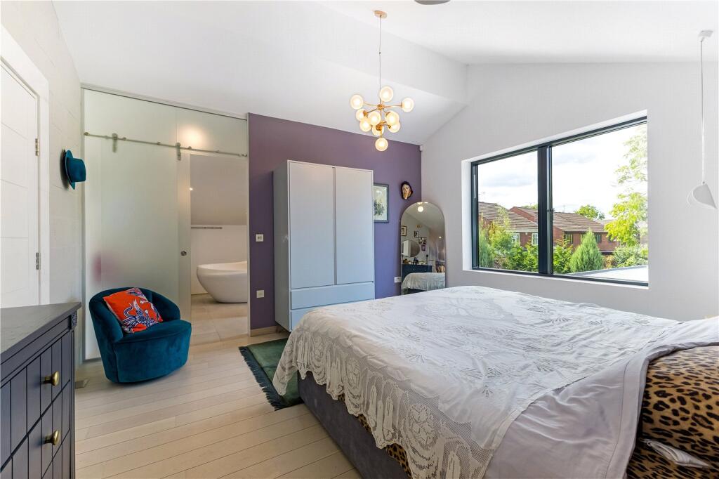 Additional image 8 of West Riding, Bricket Wood, St. Albans, Hertfordshire, AL2