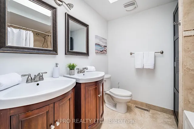 Additional image 38 of 16 Ackrow Crt