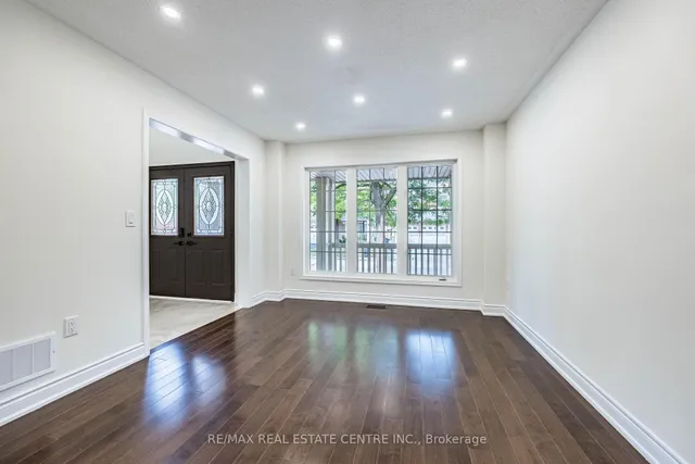 Additional image 4 of 9 Sparta Dr