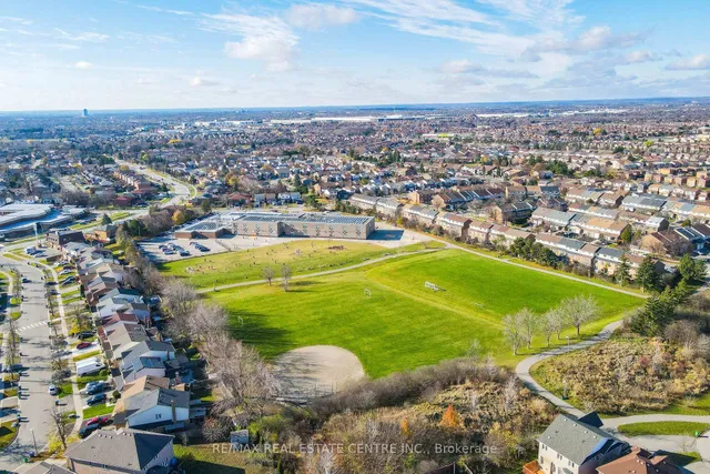 Additional image 40 of 31 Martree Cres