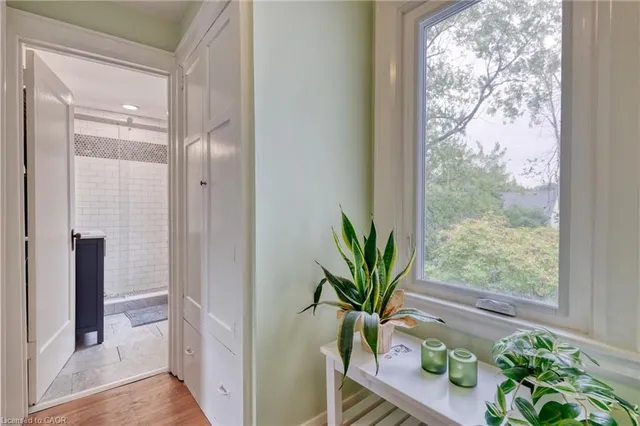 Additional image 22 of 33 East 12th St