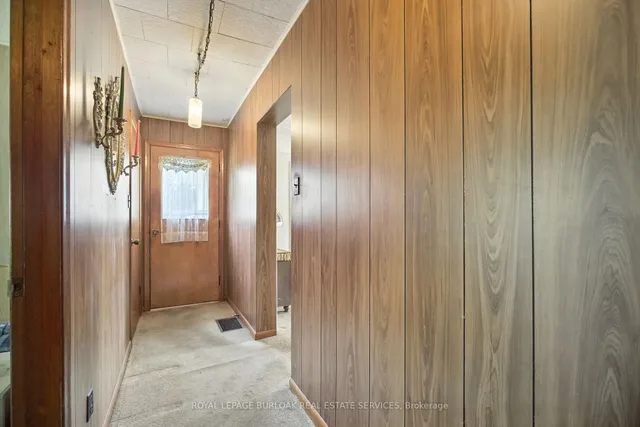 Additional image 13 of 572 Parkside Dr