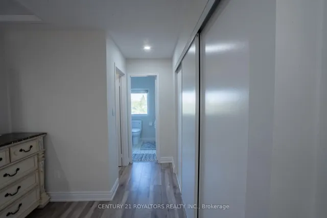 Additional image 31 of 28 Spadina Rd