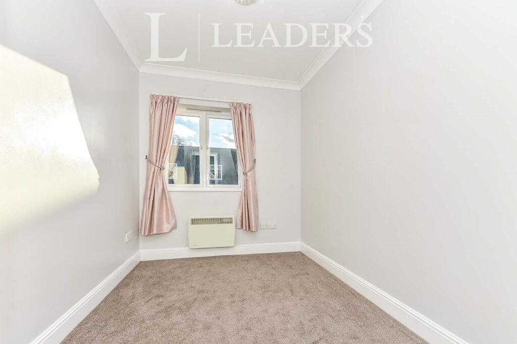 Additional image 5 of Latium Close