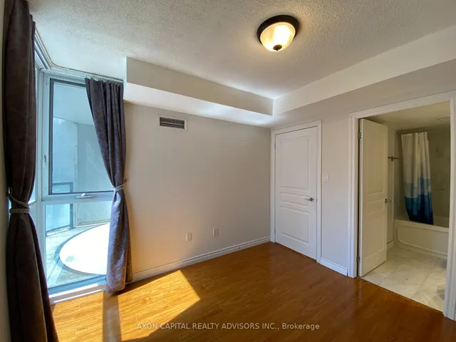 Additional image 10 of 801 Bay St Unit 902