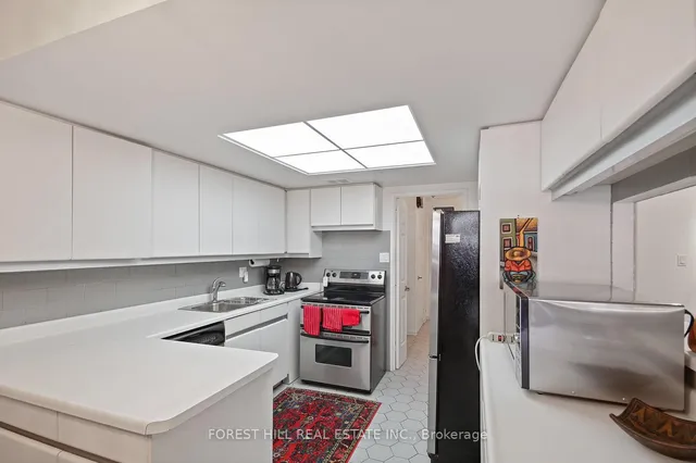 Additional image 10 of 130 Carlton St Unit 1101