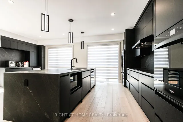 Additional image 15 of 584 WALKERS Line