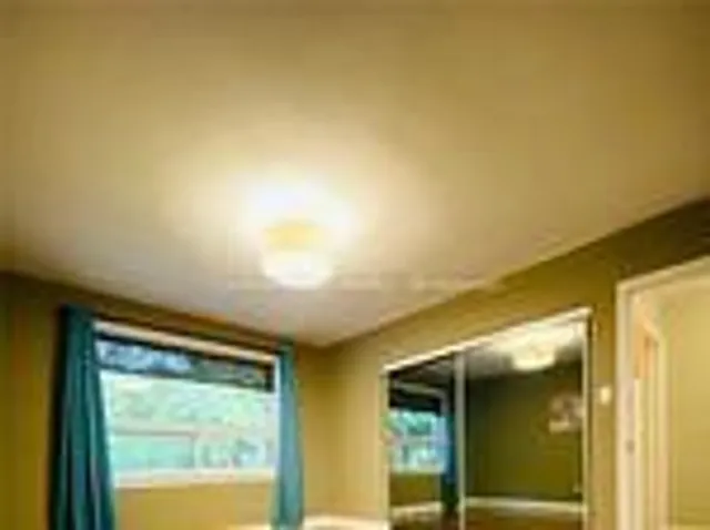 Additional image 9 of 1287 Warden Ave