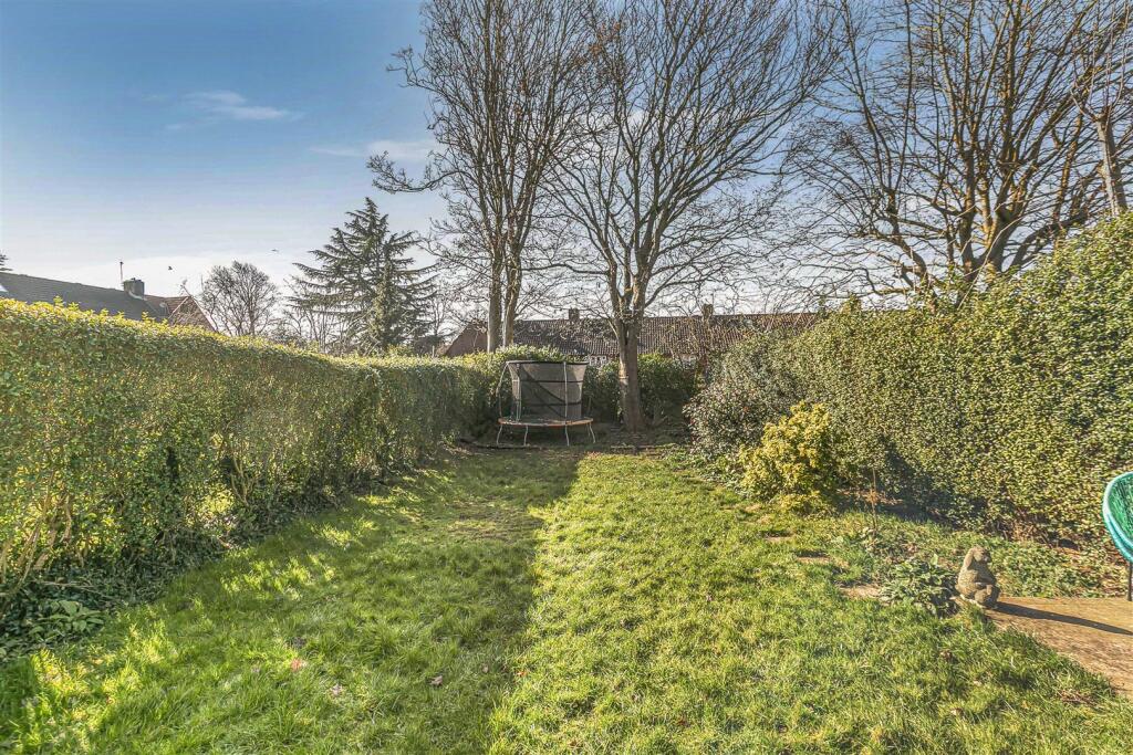 Additional image 13 of Newfields, Welwyn Garden City