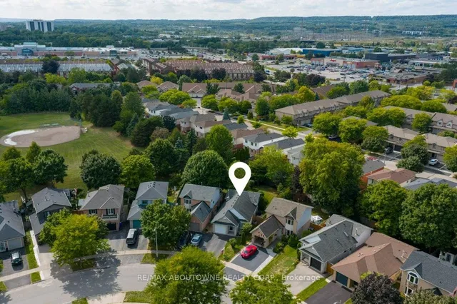 Additional image 38 of 814 Miriam Cres