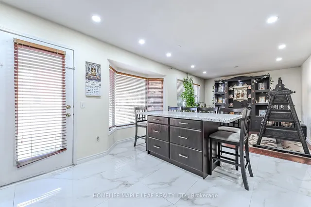 Additional image 18 of 45 Seaside Circ