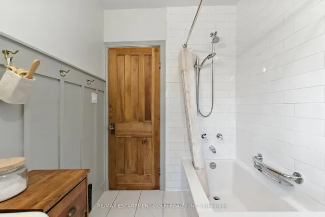 Additional image 19 of 165 Burris St