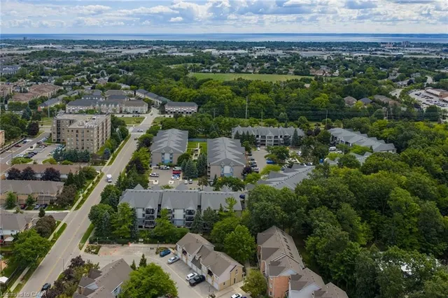 Additional image 36 of 2040 Cleaver Ave