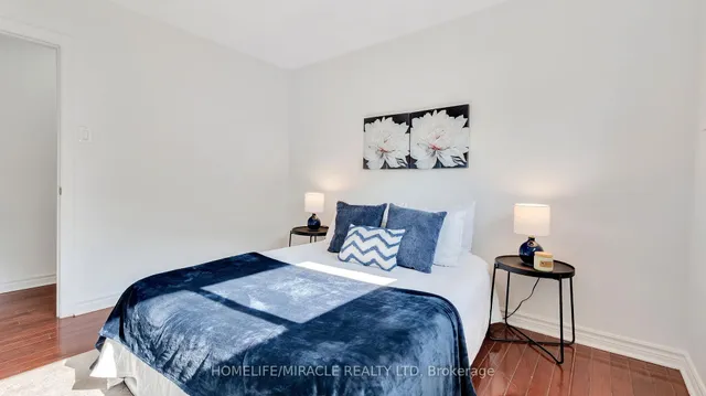 Additional image 26 of 8 Hollyhedge Dr