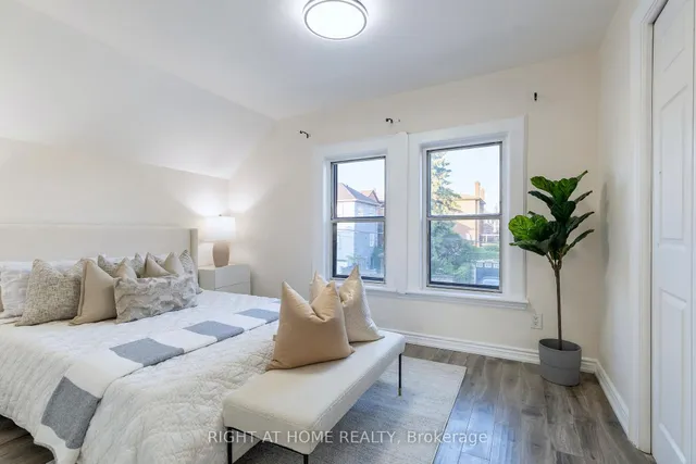 Additional image 13 of 266 Earlscourt Ave