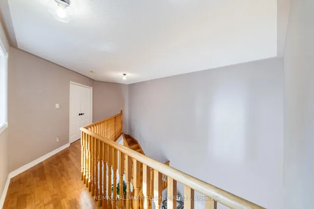 Additional image 18 of 365 Turnberry Cres