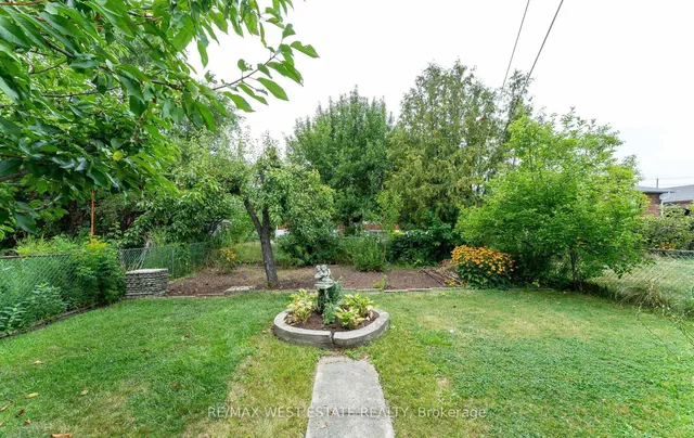 Additional image 40 of 1468 Wilson Ave