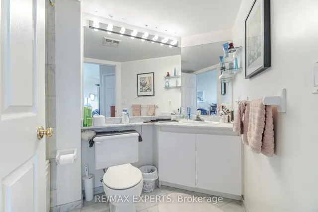 Additional image 30 of 7 Concorde Pl Unit 3610