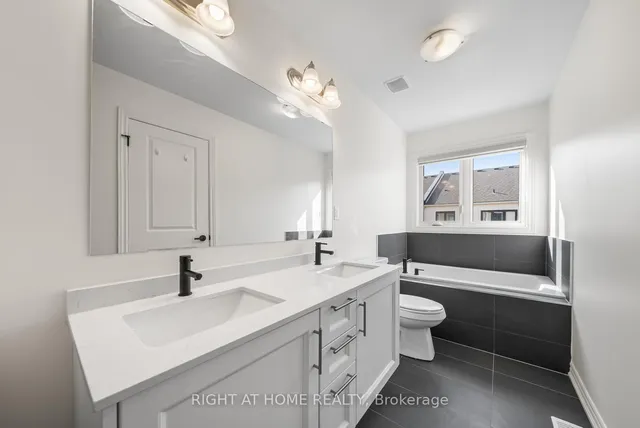 Additional image 25 of 471 Bergamot Ave