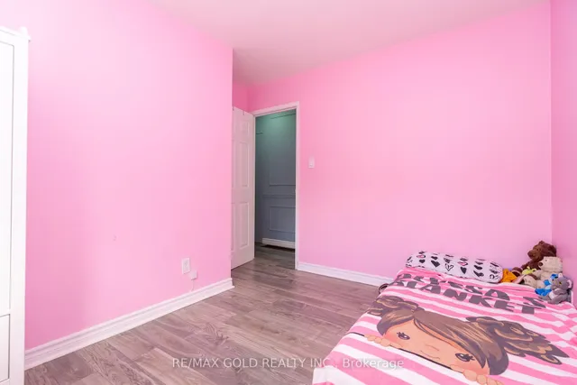 Additional image 27 of 4 Deeside Cres