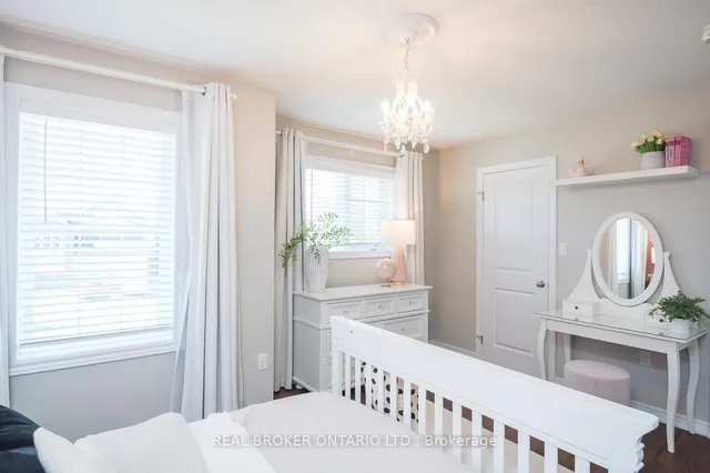 Additional image 18 of 90 Raymond Rd Unit 28