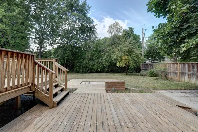 Additional image 39 of 2363 Parkway Dr