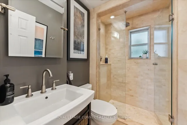 Additional image 13 of 47 Brenda Cres