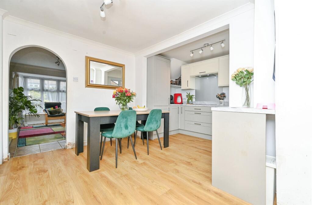 Additional image 7 of Oakdale, Welwyn Garden City
