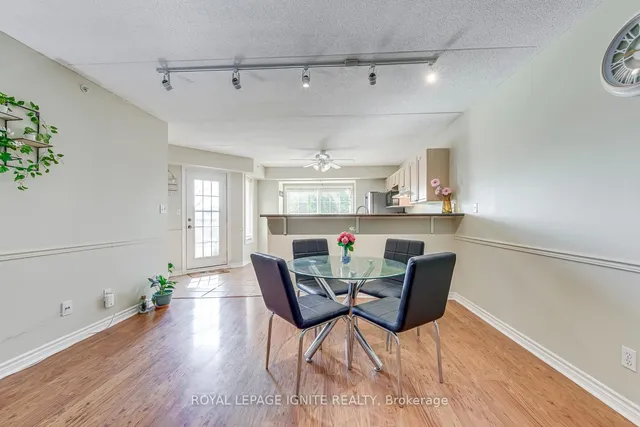 Additional image 10 of 1820 Walkers Line Unit 211